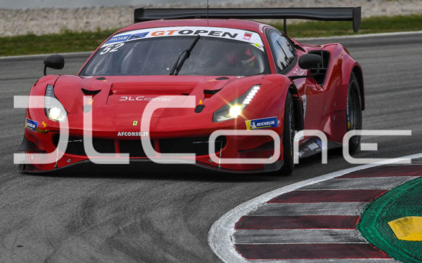 Photo of a Ferrari 488 Challenge Evo in full race